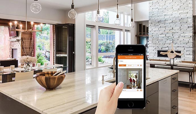home security monitoring by smartphone