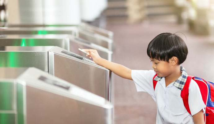 Entry access control device in school