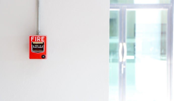 Fire alarm system in commercial building